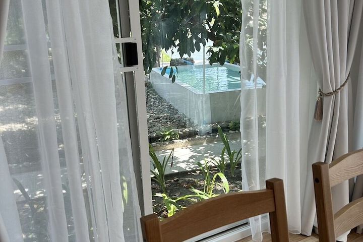 Room 13 of 35
