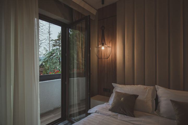 General 32 of 61