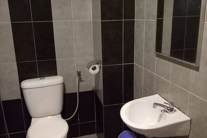 Room 60 of 75