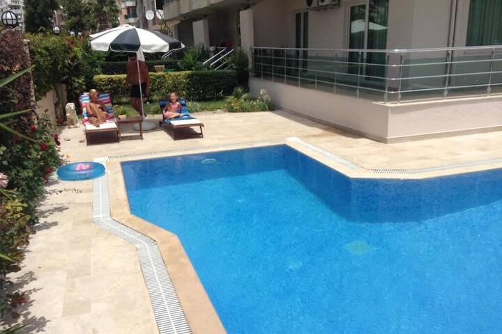Pool 19 of 38