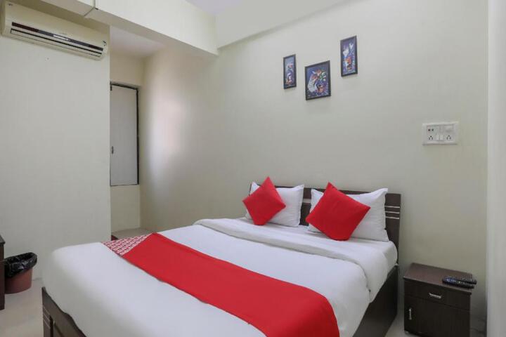 Hotel O Shyam Vatika Banquet & Rooms
