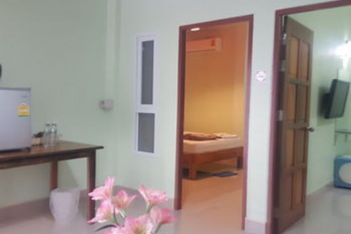 Room 30 of 35