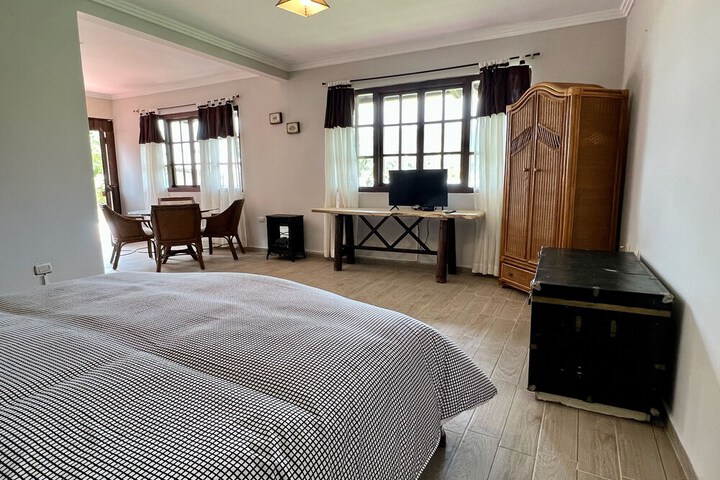Room 10 of 41