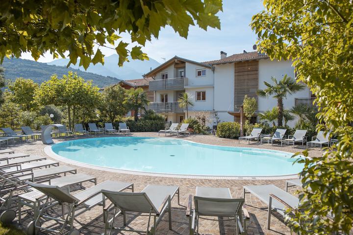 Pool Hotel