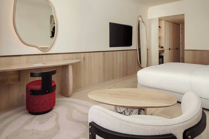 Room 19 of 75
