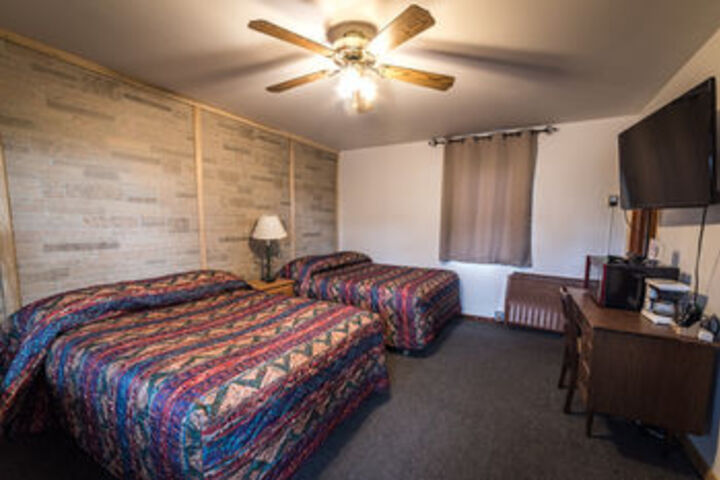 Room 21 of 48