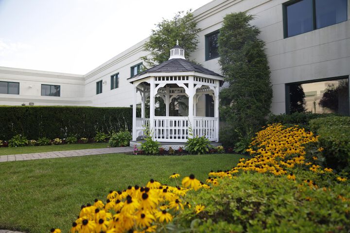 Hotel Exterior 42 of 49
