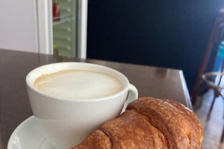 Breakfast/Coffee Service 21 of 27