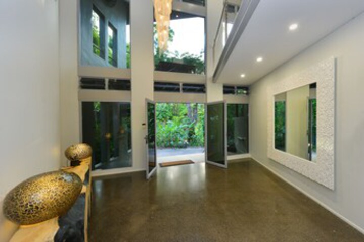 Ballroom/Hall 18 of 43