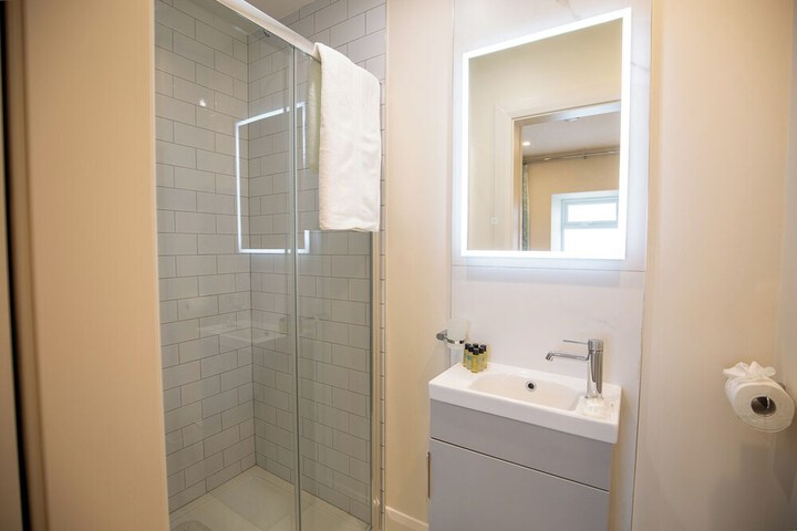 Room 19 of 21