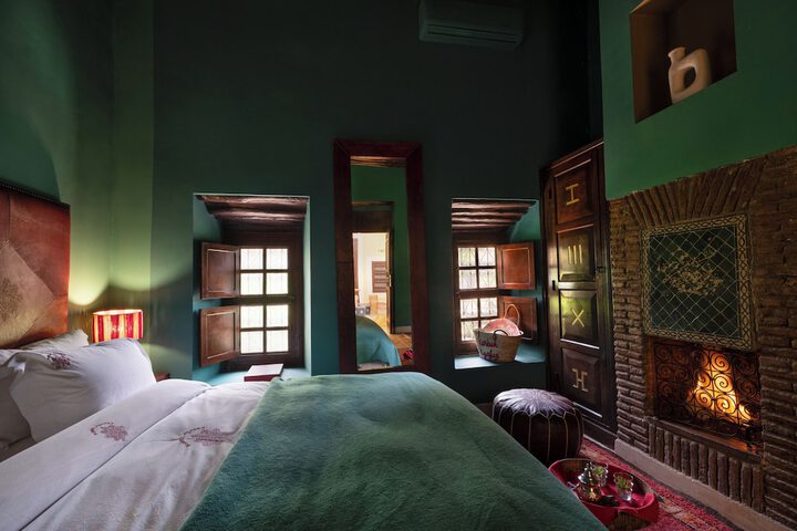 Room 27 of 138