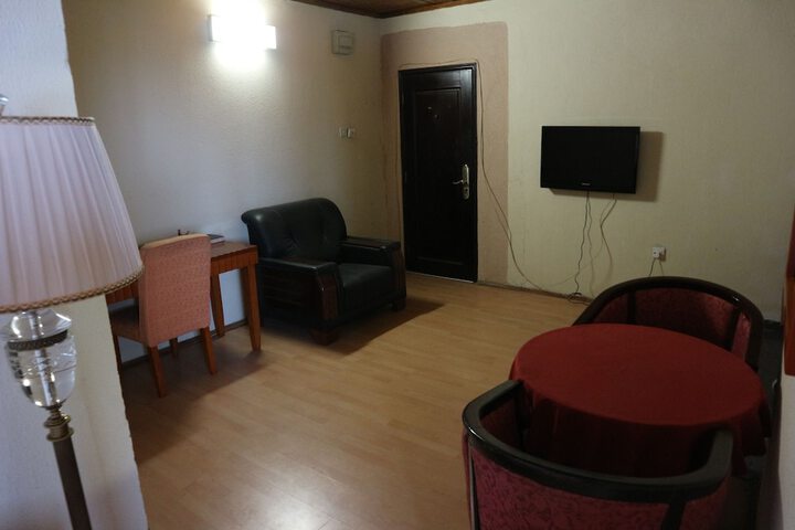 Room 35 of 54