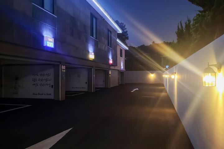 Jeju Aewol Show Drive in Self Check-in Hotel