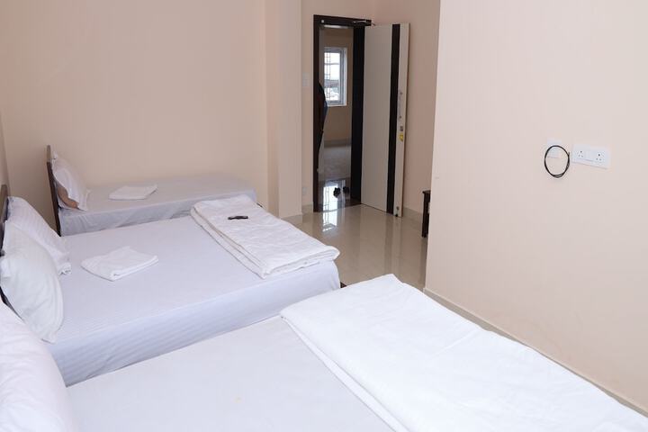 Room 16 of 22
