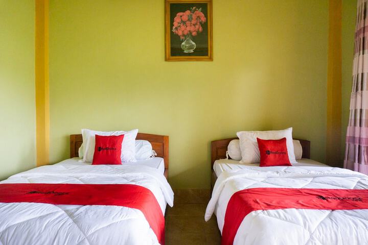 Room 16 of 34