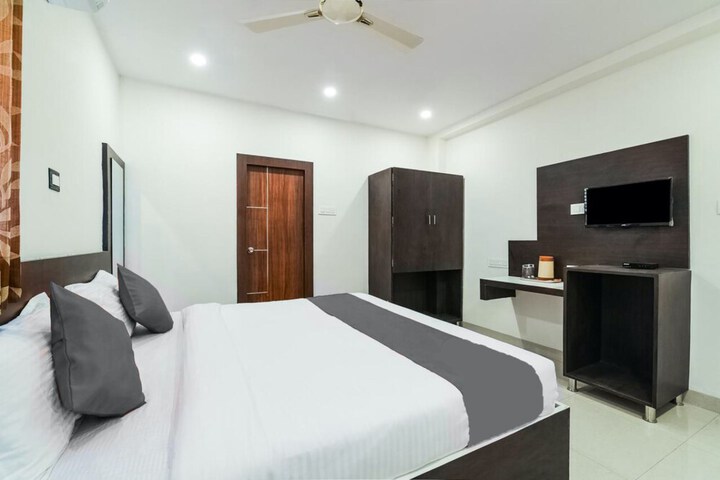 Room 5 of 26
