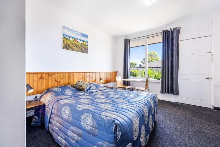 Room 3 of 15