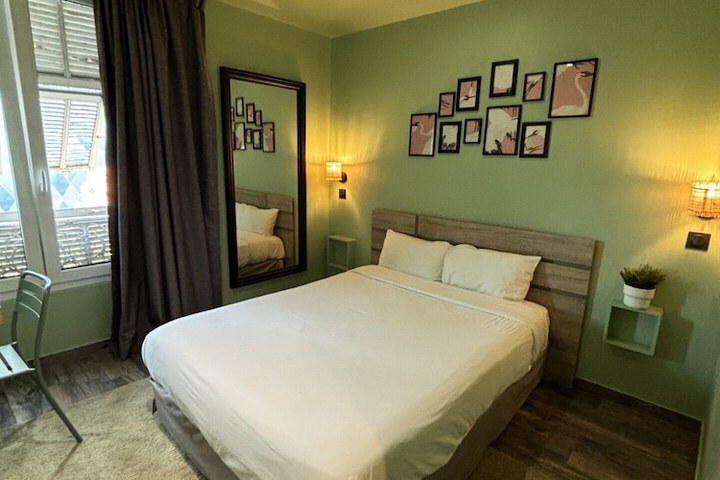 Room 40 of 76