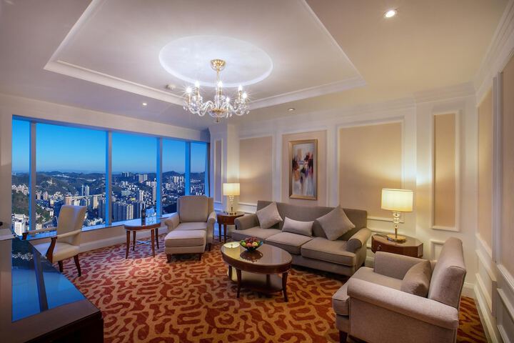 Room 71 of 378