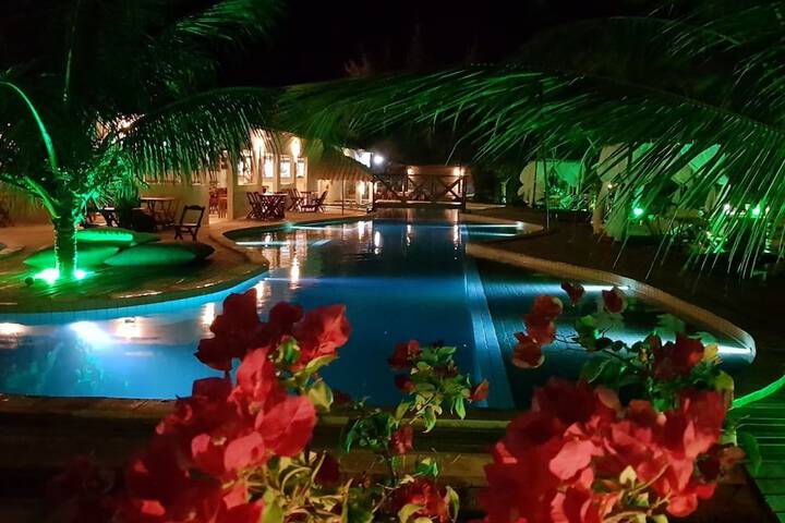 Pool Hotel