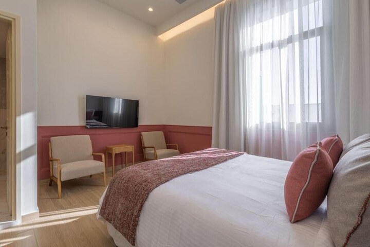 Room 14 of 39