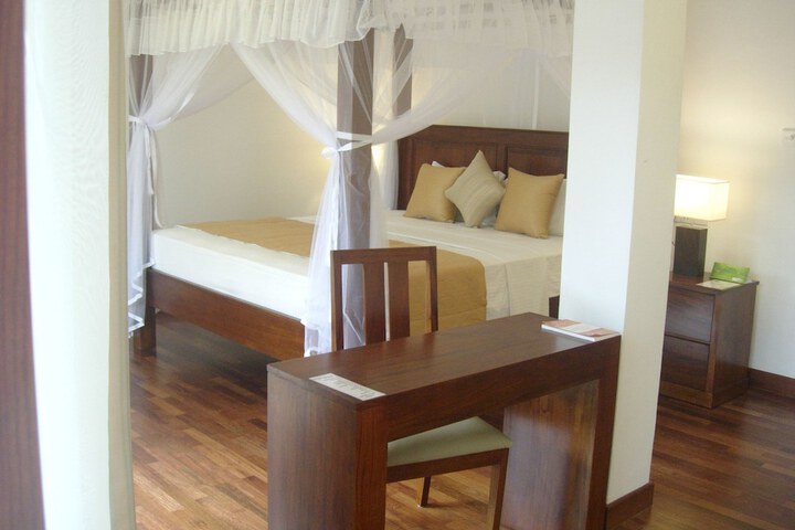 Room 13 of 53