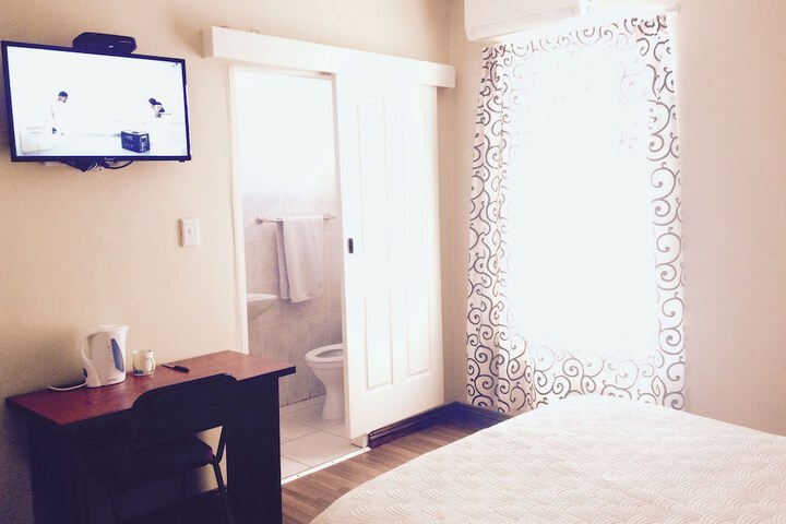Room 17 of 25