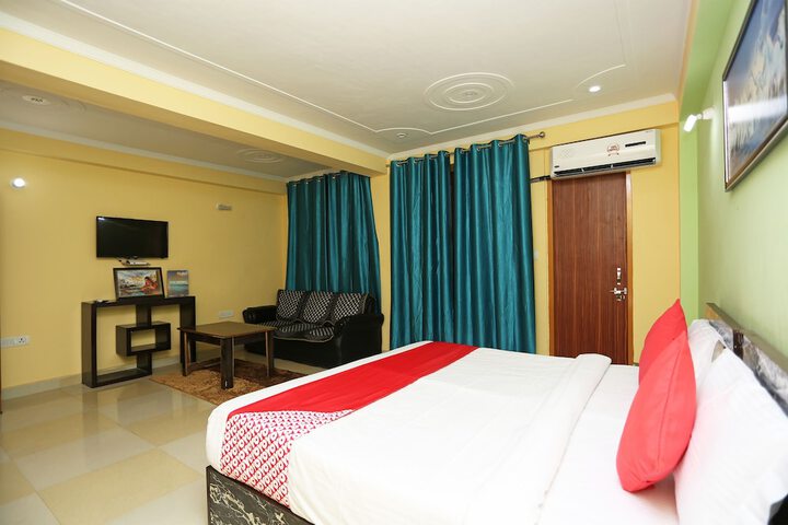 Room 10 of 22