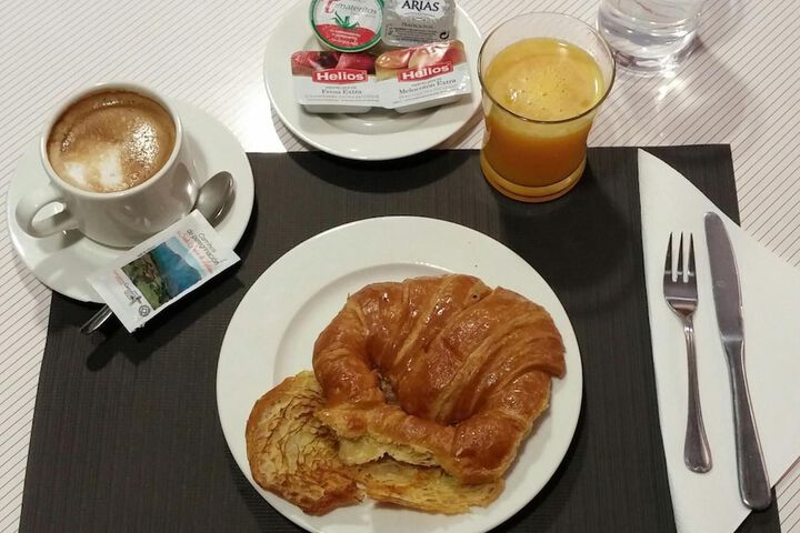 Breakfast meal