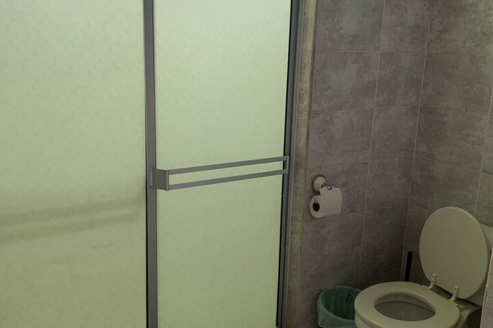 Room 21 of 25