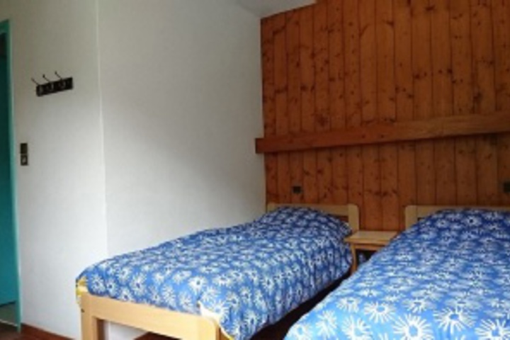 Room 213 of 216