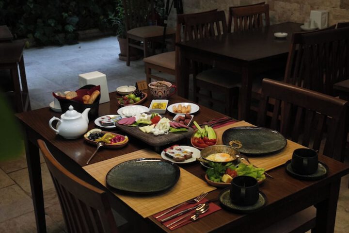 Breakfast/Coffee Service 47 of 62