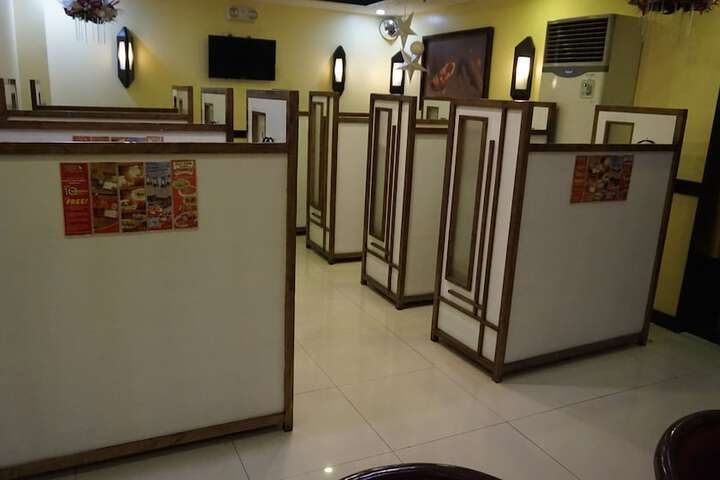 Hotel Interior 4 of 27