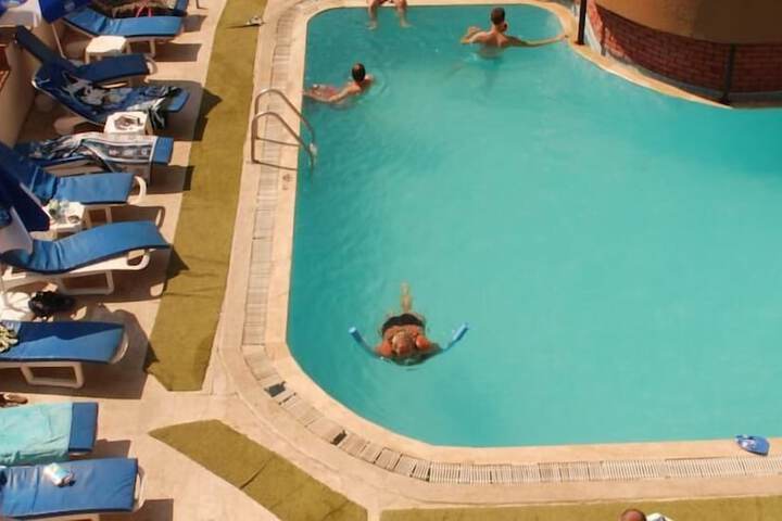 Pools & Facilities