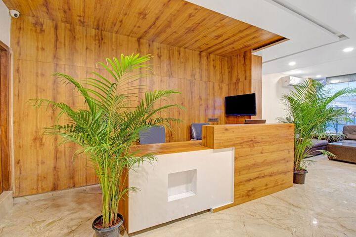 Hotel Interior 7 of 36