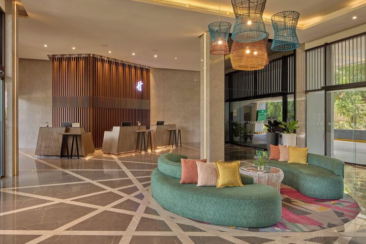 Hotel 92 of 100