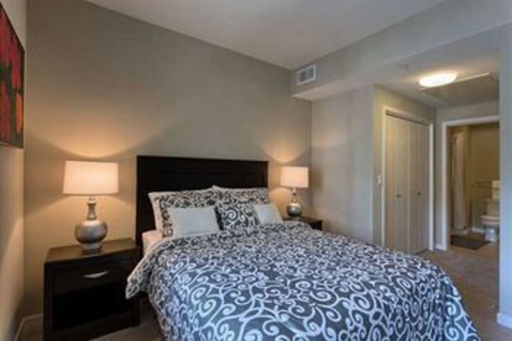 Room 4 of 34
