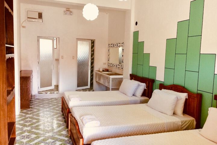 Room 14 of 42