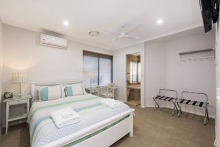 Room 15 of 31