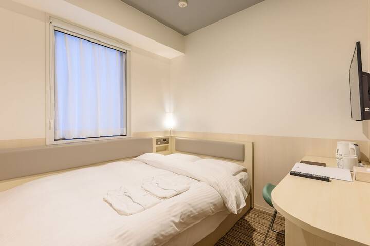 Room 14 of 41