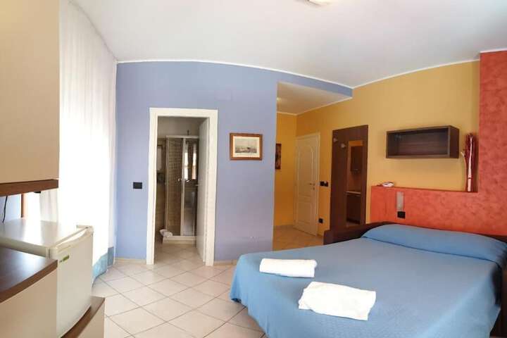 Room 14 of 31