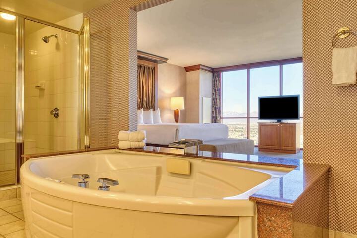 Remodeled King Suite (30 of 58)