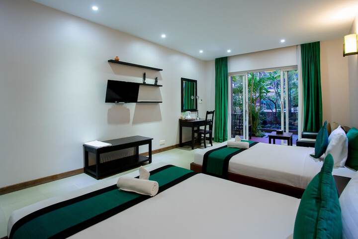 Room 17 of 44