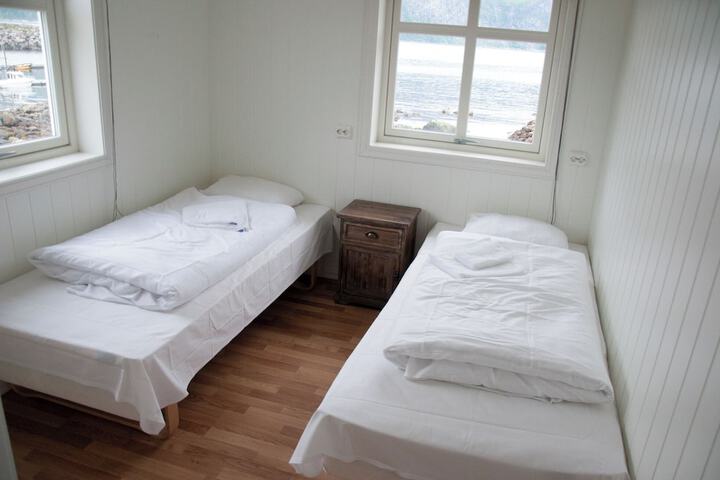 Room 173 of 262
