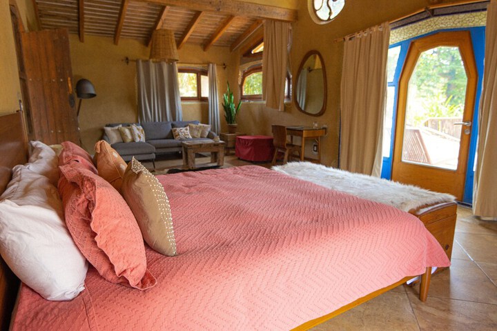 Room 9 of 24
