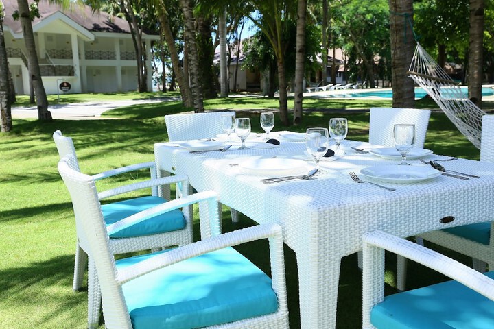 Dining 146 of 164