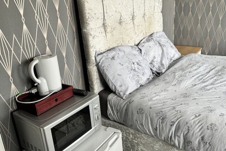 Room 4 of 19