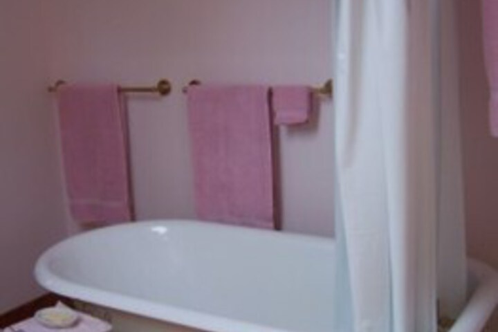 Room 8 of 32