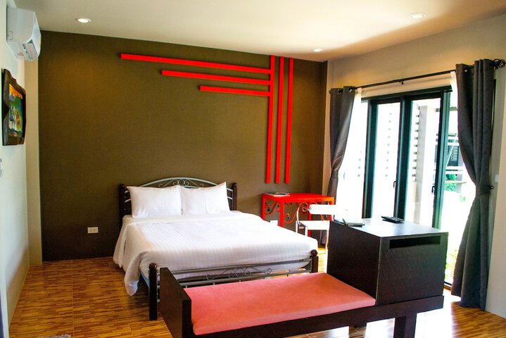 Room 8 of 64