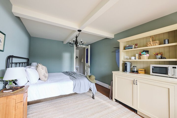 Room 14 of 69